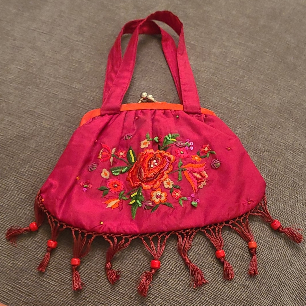 ACCESSORIZE beautiful beaded evening purse